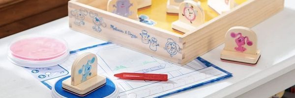 貼紙簿及兒童印章玩具